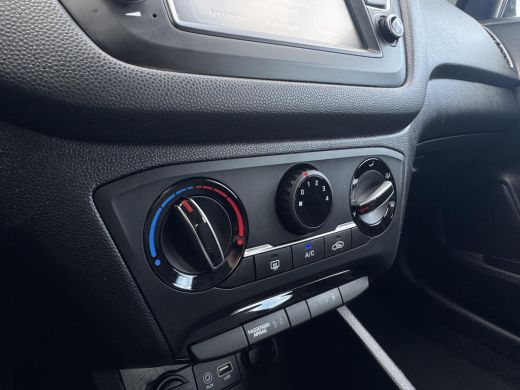 Hyundai i20 1.2 LP i-Drive Cool | Airco | Bluetooth audio | elektrisch bedienbare ramen voor | ActivLease financial lease