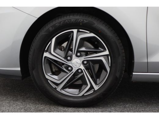 Hyundai i30 1.0 T-GDi MHEV Comfort Camera, Apple Carplay, Stuur-/Stoelverw., LED, DAB, 16" ActivLease financial lease