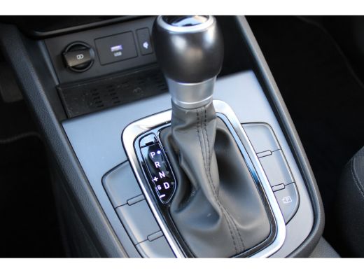 Hyundai Kona 1.6 GDI HEV Fashion | 18 Inch velgen | DAB ontvanger | Navigatie | Adaptive Cruise Control | Park... ActivLease financial lease