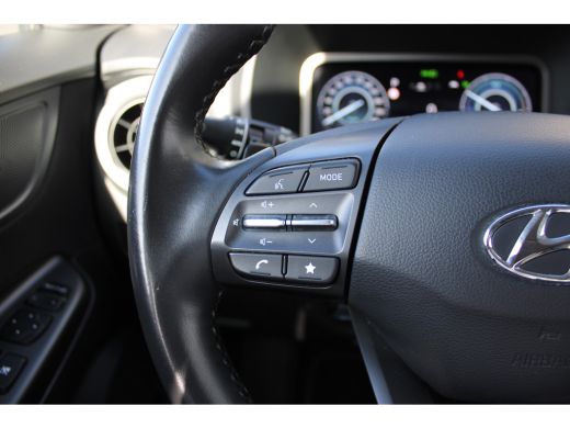 Hyundai Kona 1.6 GDI HEV Fashion | 18 Inch velgen | DAB ontvanger | Navigatie | Adaptive Cruise Control | Park... ActivLease financial lease