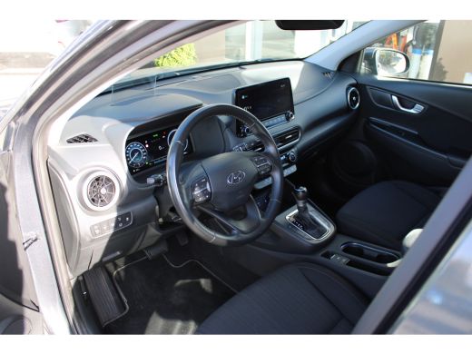Hyundai Kona 1.6 GDI HEV Fashion | 18 Inch velgen | DAB ontvanger | Navigatie | Adaptive Cruise Control | Park... ActivLease financial lease