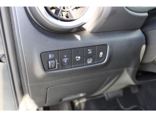 Hyundai Kona 1.6 GDI HEV Fashion | 18 Inch velgen | DAB ontvanger | Navigatie | Adaptive Cruise Control | Park... ActivLease financial lease