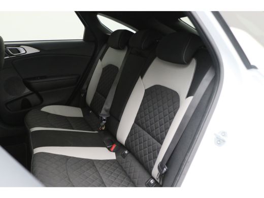 Kia ProCeed 1.0 T-GDI GT-Line Edition Camera, Apple Carplay, Lane Assist, Climate, DAB, PDC ActivLease financial lease