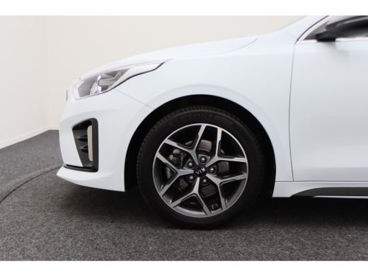 Kia ProCeed 1.0 T-GDI GT-Line Edition Camera, Apple Carplay, Lane Assist, Climate, DAB, PDC ActivLease financial lease
