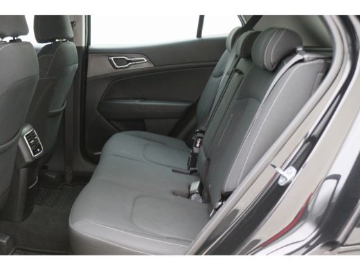 Kia Sportage 1.6 T-GDi MHEV ComfortLine LED, Apple Carplay, ACC, Lane Assist, Camera, Climate, 17" ActivLease financial lease