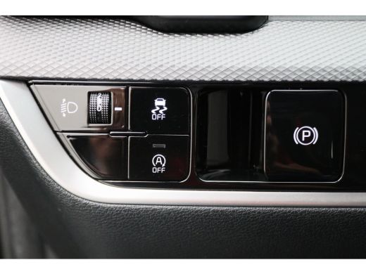 Kia Sportage 1.6 T-GDi MHEV ComfortLine LED, Apple Carplay, ACC, Lane Assist, Camera, Climate, 17" ActivLease financial lease