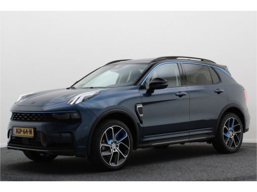 Lynk & Co 01 1.5 Plug-in Hybrid Automaat Two-Tone, 360° Camera, Panoramadak, ACC, Keyless, Navigatie, PDC, LED... ActivLease financial lease