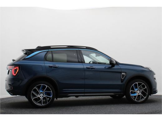 Lynk & Co 01 1.5 Plug-in Hybrid Automaat Two-Tone, 360° Camera, Panoramadak, ACC, Keyless, Navigatie, PDC, LED... ActivLease financial lease