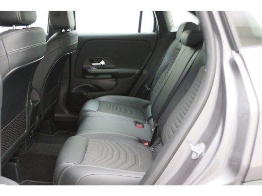 Mercedes-Benz GLA 250 e Business Solution Luxury Limited LED, Virtual Cockpit, Camera, Navigatie, Lane Assist, DAB ActivLease financial lease