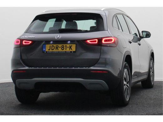 Mercedes-Benz GLA 250 e Business Solution Luxury Limited LED, Virtual Cockpit, Camera, Navigatie, Lane Assist, DAB ActivLease financial lease