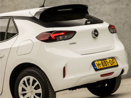 Opel Corsa 1.2 Sport (APPLE CARPLAY, GROOT NAVI, GETINT GLAS, CRUISE, LANE ASSIST, SPORTSTOELEN, BLUETOOTH, ... ActivLease financial lease