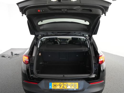 Opel Grandland X 1.2 Turbo Innovation Automaat | Trekhaak | Achteruitrijcamera | All season banden | Cruise control ActivLease financial lease