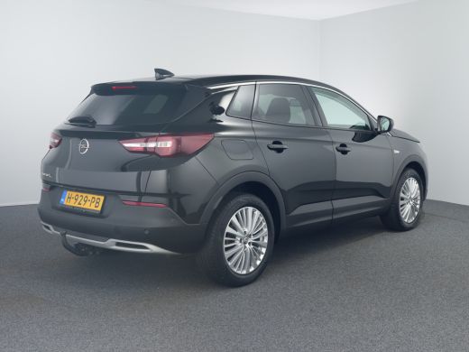 Opel Grandland X 1.2 Turbo Innovation Automaat | Trekhaak | Achteruitrijcamera | All season banden | Cruise control ActivLease financial lease