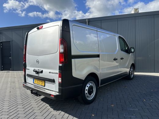 Opel Vivaro 1.6 CDTI 126 PK / L1H1 / 1e EIG. / ** ZEER NETJES ONDERHOUDEN** / TREKHAAK / CAMERA / NAVI / AIRC... ActivLease financial lease