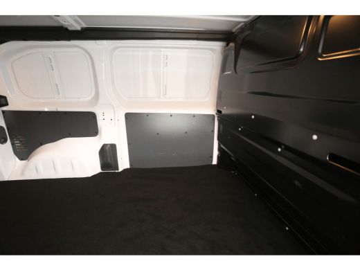 Opel Vivaro-e Cargo-E L2H1 75 kWh | Elektrisch | Airco | Cruise | Carplay | 3-Zits | Parkeersens. ActivLease financial lease