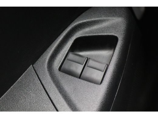 Peugeot 108 1.0 e-VTi Active LED, Airco, Bluetooth, Elektr. Pakket, Isofix ActivLease financial lease