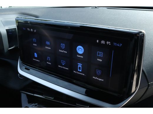 Peugeot 2008 1.2 Hybrid 136 GT Camera | Navigatie | PDC | Carplay | Adaptieve Cruisecontrol | Keyless | Climat... ActivLease financial lease