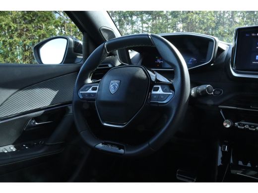 Peugeot 2008 1.2 Hybrid 136 GT Camera | Navigatie | PDC | Carplay | Adaptieve Cruisecontrol | Keyless | Climat... ActivLease financial lease