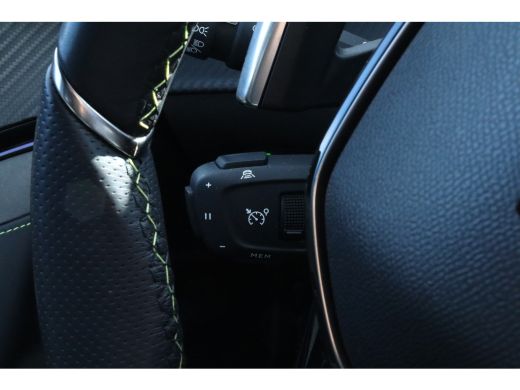 Peugeot 2008 1.2 Hybrid 136 GT Camera | Navigatie | PDC | Carplay | Adaptieve Cruisecontrol | Keyless | Climat... ActivLease financial lease