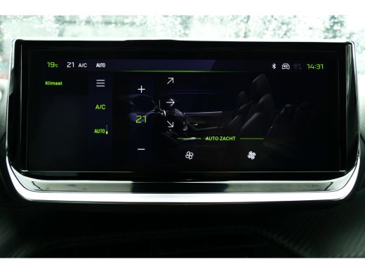 Peugeot 2008 1.2 PURETECH 130PK GT PACK AUTOMAAT / NAVI / ALCANATARA / PDC / CLIMA / 17"LMV / CAMERA V+A / KEY... ActivLease financial lease