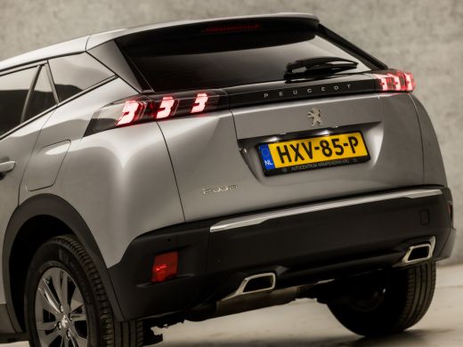 Peugeot 2008 1.2 PureTech Sport 131Pk Automaat (APPLE CARPLAY, GROOT NAVI, LANE ASSIST, PARKEERSENSOREN, SPORT... ActivLease financial lease