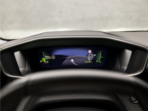Peugeot 208 1.2 PureTech Allure Pack Automaat (VIRTUAL COCKPIT, APPLE CARPLAY, GROOT NAVI, ADAPTIVE CRUISE, S... ActivLease financial lease