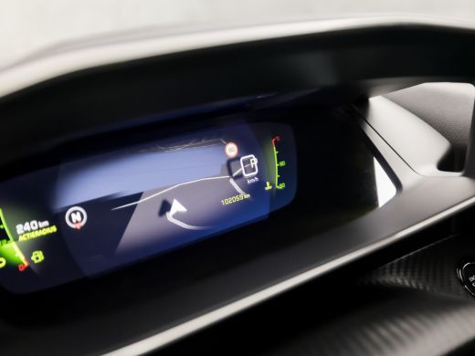 Peugeot 208 1.2 PureTech Allure Pack Automaat (VIRTUAL COCKPIT, APPLE CARPLAY, GROOT NAVI, ADAPTIVE CRUISE, S... ActivLease financial lease