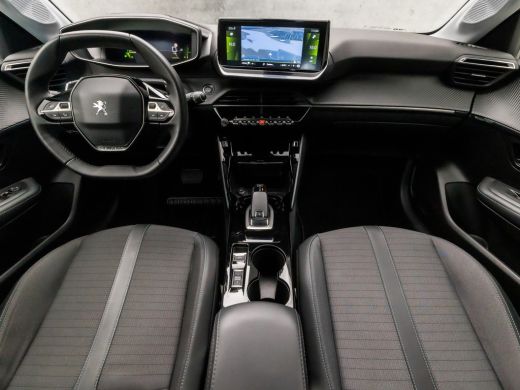 Peugeot 208 1.2 PureTech Allure Pack Automaat (VIRTUAL COCKPIT, APPLE CARPLAY, GROOT NAVI, ADAPTIVE CRUISE, S... ActivLease financial lease