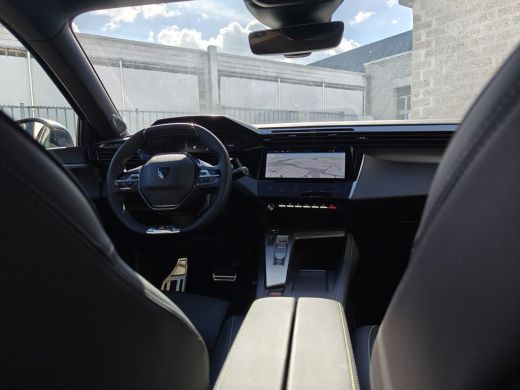 Peugeot 408 GT Plug-in Hybrid | 20" lichtmetalen velgen 'MONOLITHE' zwart | Adaptieve cruise control | Bekled... ActivLease financial lease