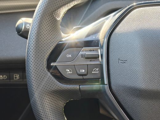 Peugeot 408 GT Plug-in Hybrid | 20" lichtmetalen velgen 'MONOLITHE' zwart | Adaptieve cruise control | Bekled... ActivLease financial lease