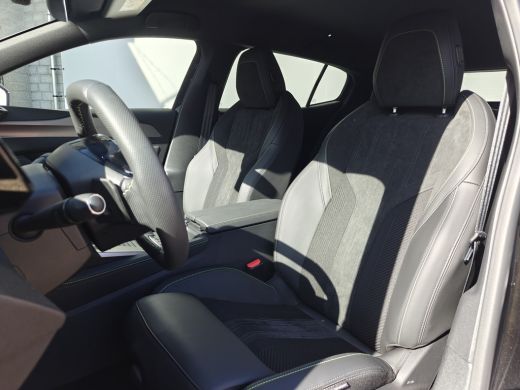 Peugeot 408 GT Plug-in Hybrid | 20" lichtmetalen velgen 'MONOLITHE' zwart | Adaptieve cruise control | Bekled... ActivLease financial lease