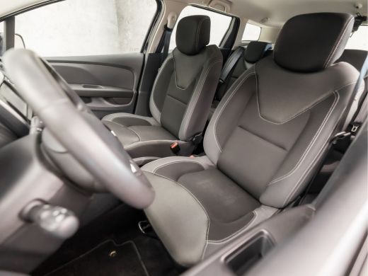 Renault Clio Estate 0.9 TCe Zen Sport (NAVIGATIE, AIRCO, CRUISE, SPORTSTOELEN, LM VELGEN, PARKEERSENSOREN, NIE... ActivLease financial lease