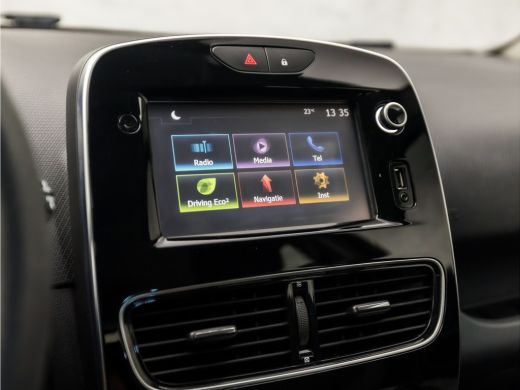 Renault Clio Estate 0.9 TCe Zen Sport (NAVIGATIE, AIRCO, CRUISE, SPORTSTOELEN, LM VELGEN, PARKEERSENSOREN, NIE... ActivLease financial lease