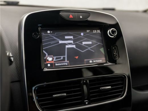 Renault Clio Estate 0.9 TCe Zen Sport (NAVIGATIE, AIRCO, CRUISE, SPORTSTOELEN, LM VELGEN, PARKEERSENSOREN, NIE... ActivLease financial lease