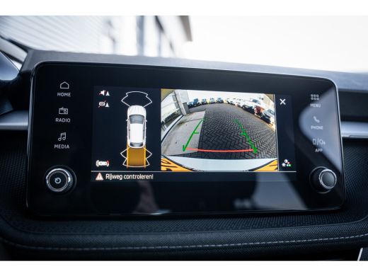 Skoda Fabia | Achteruitrijcamera | Cruise control adaptief ActivLease financial lease