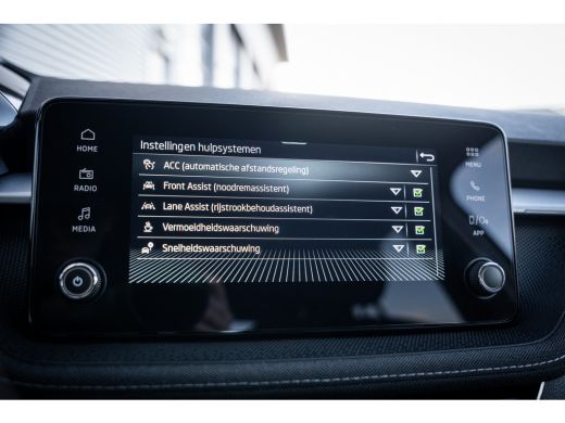 Skoda Fabia | Achteruitrijcamera | Cruise control adaptief ActivLease financial lease