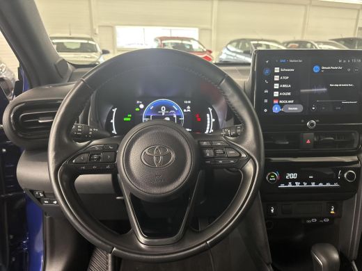 Toyota Yaris Cross 1.5 Hybrid 115 Dynamic Comfort Pack ActivLease financial lease