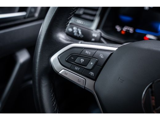 Volkswagen Polo 1.0 TSI Life | Achteruitrijcamera | Navigatiesysteem | Voorstoelen verwarmd ActivLease financial lease