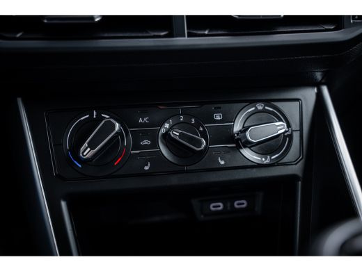 Volkswagen Polo 1.0 TSI Life | Achteruitrijcamera | Navigatiesysteem | Voorstoelen verwarmd ActivLease financial lease