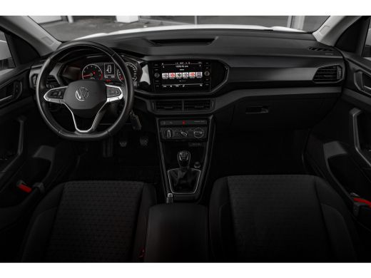 Volkswagen T-Cross 1.0 96PK TSI Life | 'App-Connect' draadlozen smartphone integratie | Airco | Airconditioning, han... ActivLease financial lease