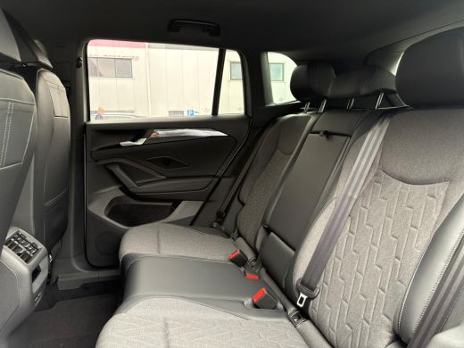 Volkswagen Tiguan 1.5 eHybrid Life Edition | Inclusief €2000,- inruilvoordeel | Trekhaak | A-uitrijcamera | Style e... ActivLease financial lease