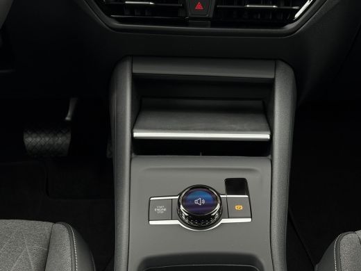 Volkswagen Tiguan 1.5 eHybrid Life Edition | Inclusief €2000,- inruilvoordeel | Trekhaak | A-uitrijcamera | Style e... ActivLease financial lease