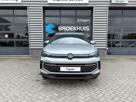Volkswagen Tiguan 1.5 eHybrid Life Edition | Inclusief €2000,- inruilvoordeel | Trekhaak | A-uitrijcamera | Style e... ActivLease financial lease
