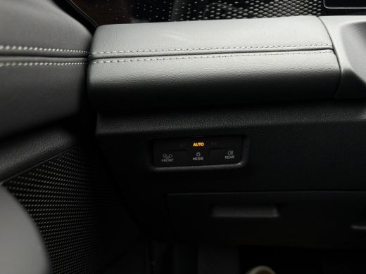 Volkswagen Tiguan 1.5 eHybrid Life Edition | Inclusief €2000,- inruilvoordeel | Trekhaak | A-uitrijcamera | Style e... ActivLease financial lease