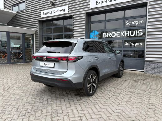 Volkswagen Tiguan 1.5 eHybrid Life Edition | Inclusief €2000,- inruilvoordeel | Trekhaak | A-uitrijcamera | Style e... ActivLease financial lease