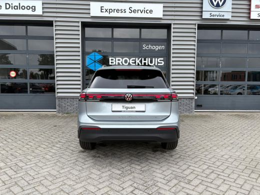 Volkswagen Tiguan 1.5 eHybrid Life Edition | Inclusief €2000,- inruilvoordeel | Trekhaak | A-uitrijcamera | Style e... ActivLease financial lease