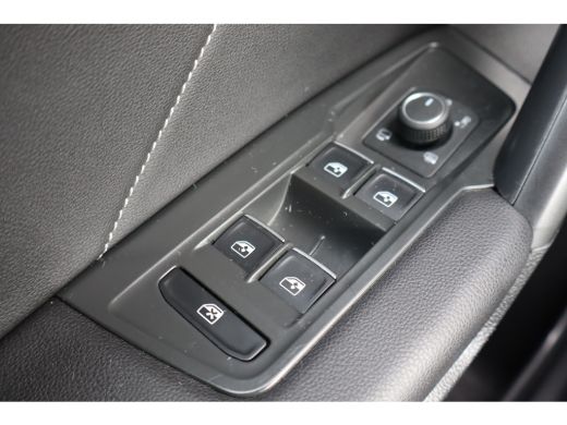 Volkswagen Tiguan Allspace 149PK 1.5 TSI R-Line Business 7p. | Achteruitrijcamera | Keyless entry | Trekhaak elektrisch uitk... ActivLease financial lease