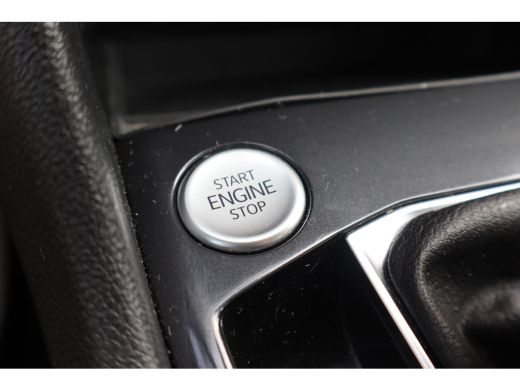 Volkswagen Tiguan Allspace 149PK 1.5 TSI R-Line Business 7p. | Achteruitrijcamera | Keyless entry | Trekhaak elektrisch uitk... ActivLease financial lease