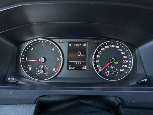 Volkswagen Transporter 2.0 TDI 150 PK HIGHLINE AUTOMAAT DSG / L2H1 / 1e EIGENAAR / UNIEK 37.581 KM !! / BPM VRIJ / AIRCO... ActivLease financial lease
