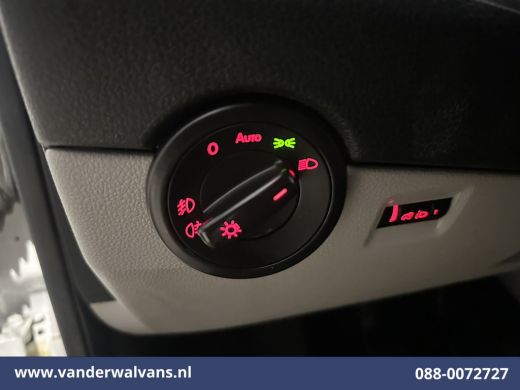 Volkswagen Transporter 2.0 TDI 150pk L2H1 Glasresteel Euro6 Airco | Imperiaal | 2500kg Trekhaak Bijrijdersbank, Sidebars... ActivLease financial lease